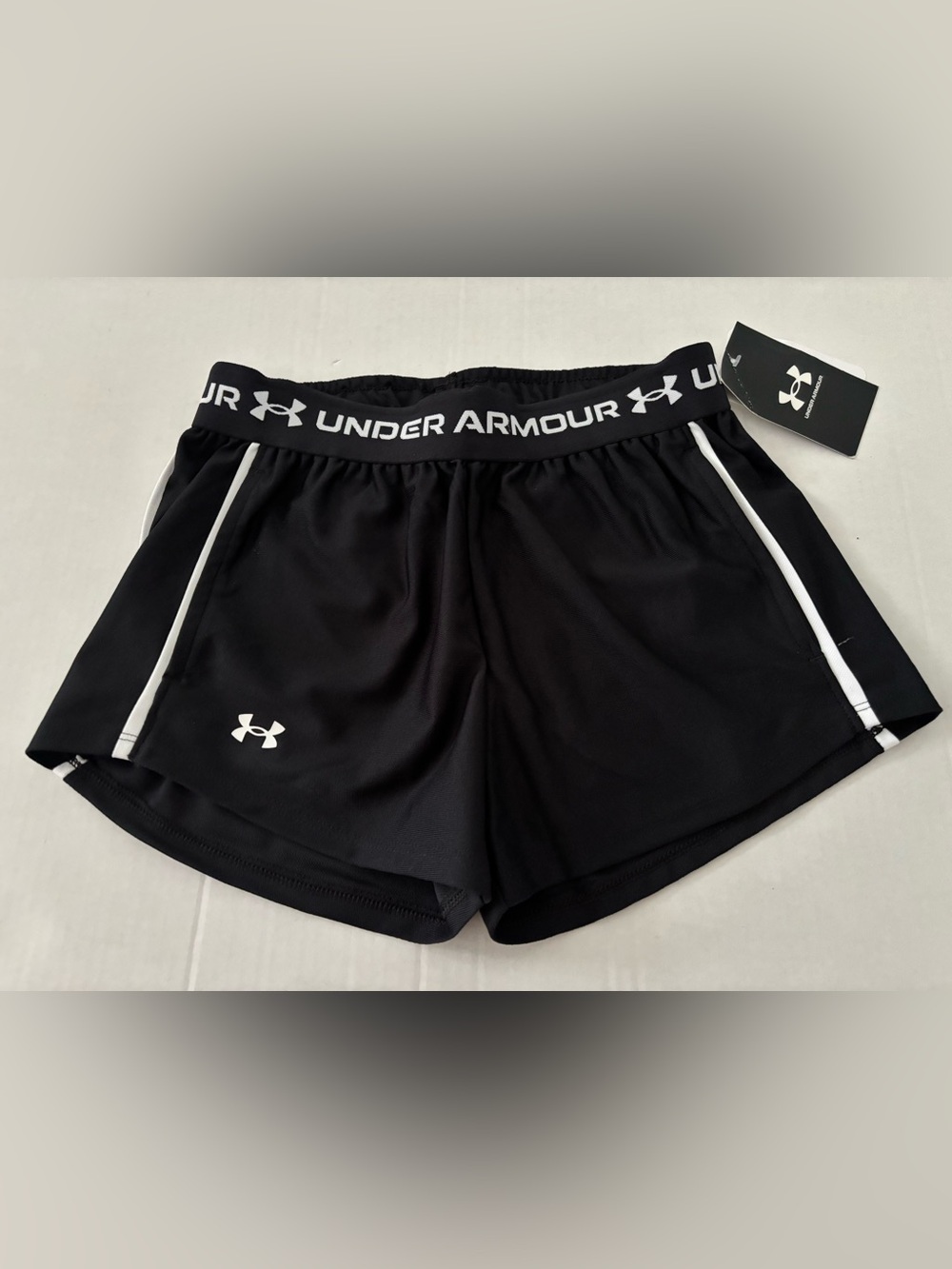 New! Under Armour girls Tech Play Up Shorts youth size M black